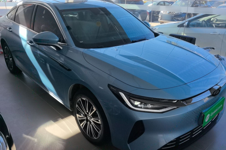 奇瑞 风云A8 2024款 127 驭风版车身外观3