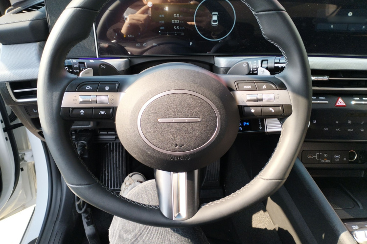 现代 索纳塔 2024款 1.5T Pro中控内饰13