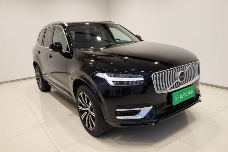 沃尔沃XC90 2024款 B6 智逸豪华版 7座车身外观3