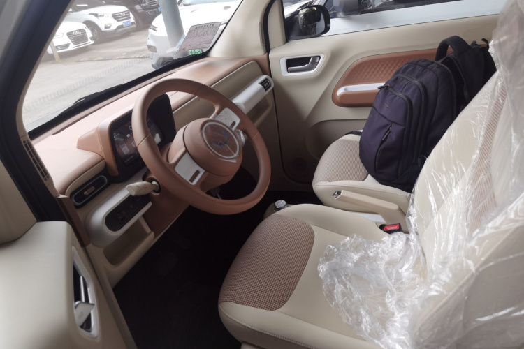 五菱汽车 宏光MINIEV 2024款 第三代 215km 青春版中控内饰19