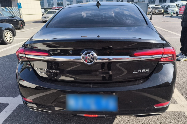 别克 君越 2019款 28T 豪华型车身外观6