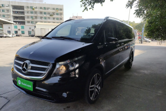 奔驰 威霆 2016款 2.0T 商务版