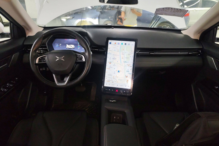 小鹏G3 2020款 460i 悦享版中控内饰7002