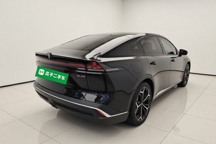深蓝汽车 深蓝SL03 2023款 200Max增程版车身外观7