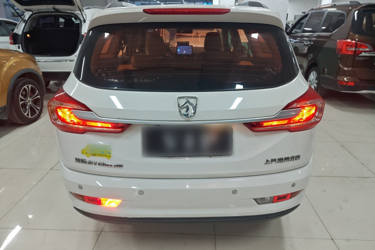 宝骏310W 2017款 1.5L 手动舒适型 国V车身外观6004