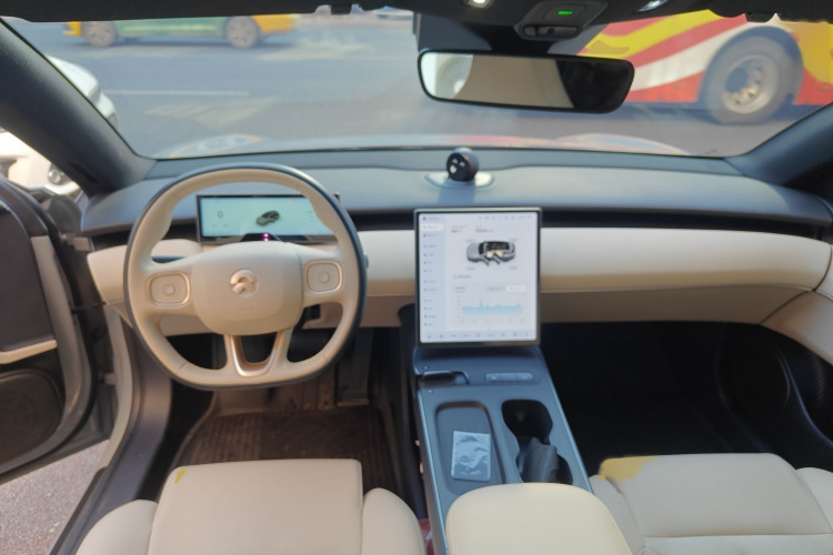 蔚来ET5T 2024款 75kWh Touring中控内饰7002
