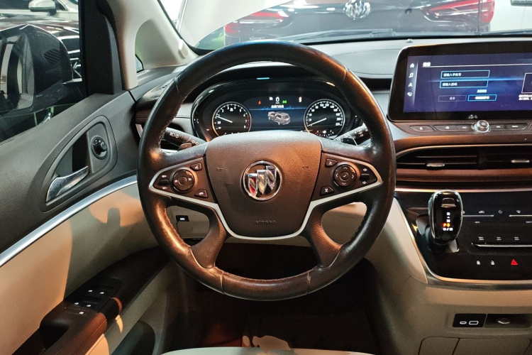 别克GL8 2021款 陆上公务舱 652T 豪华型中控内饰13