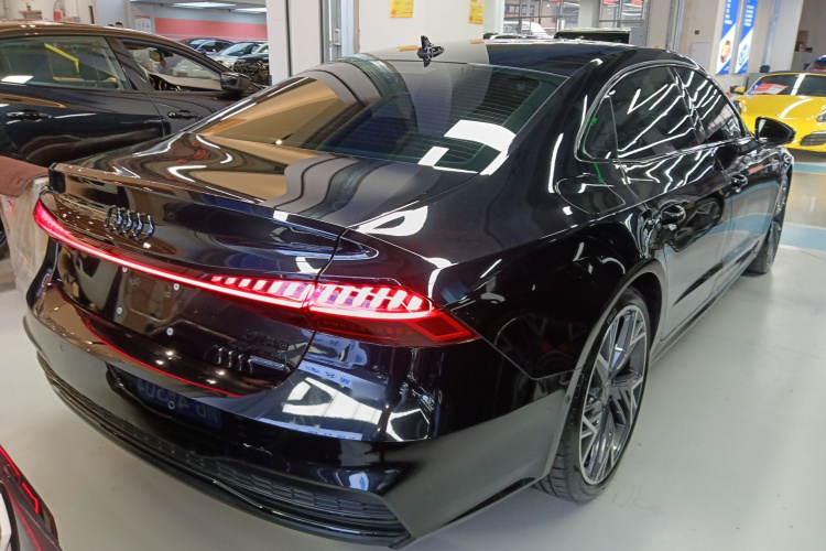 奥迪A7L 2024款 45 TFSI quattro S-line 黑武士版车身外观6003