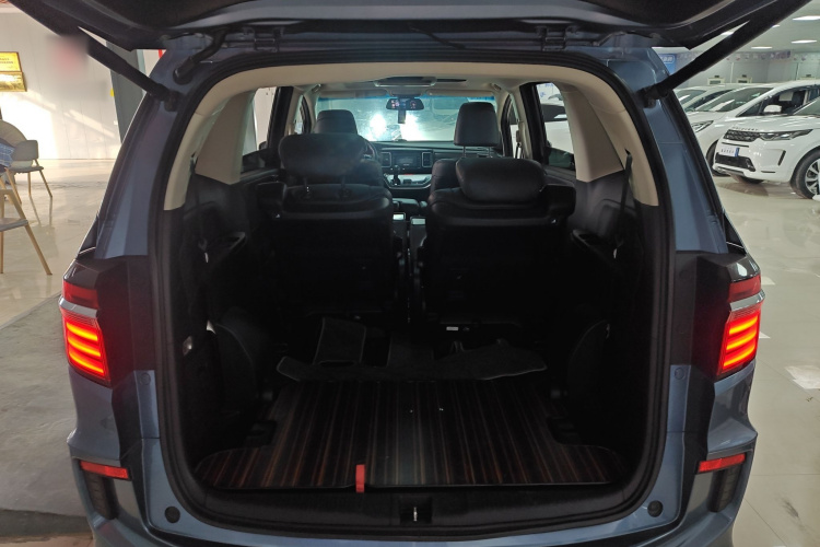 本田 艾力绅 2016款 2.4L 至尊版机舱底盘23