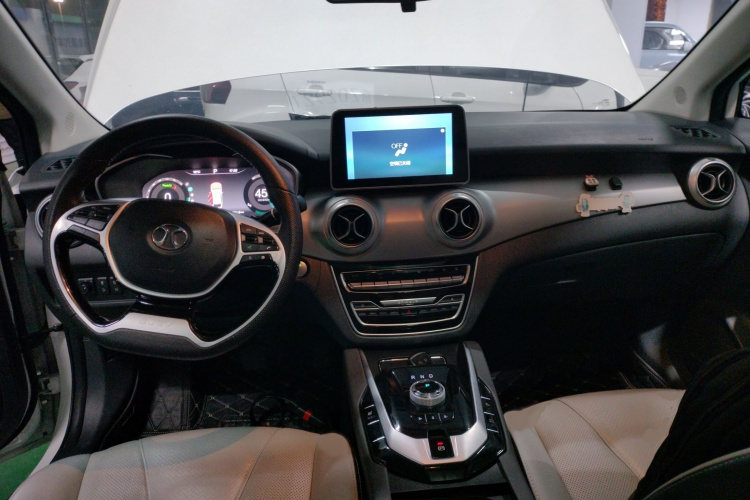 北京汽车 北京EU5 2019款 R600 智潮版中控内饰7002