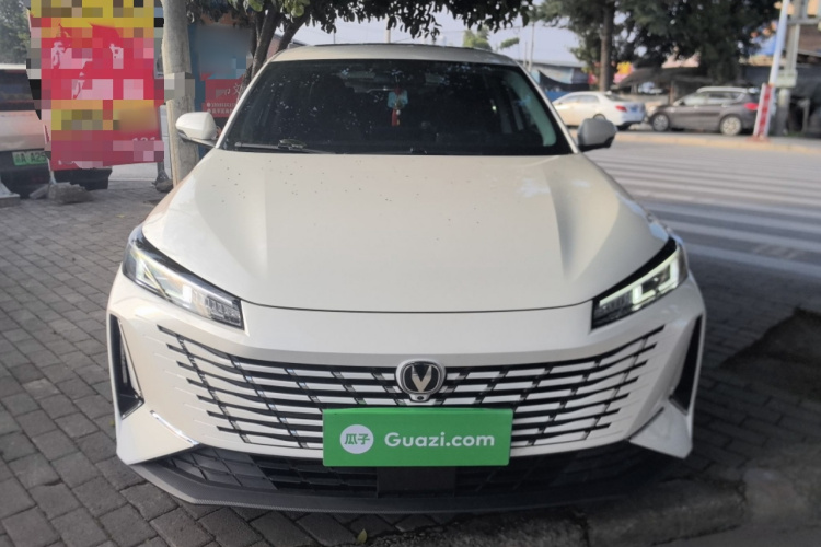 长安 逸动 2024款 1.5T GDI自动 尊贵型车身外观6001