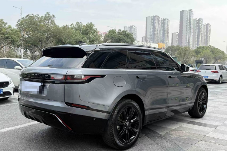 路虎 揽胜星脉 2021款 P250 熠黑珍藏版车身外观6003