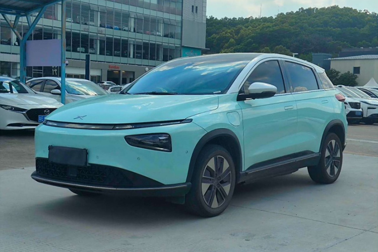 小鹏G3 2021款 G3i 520N车身外观1