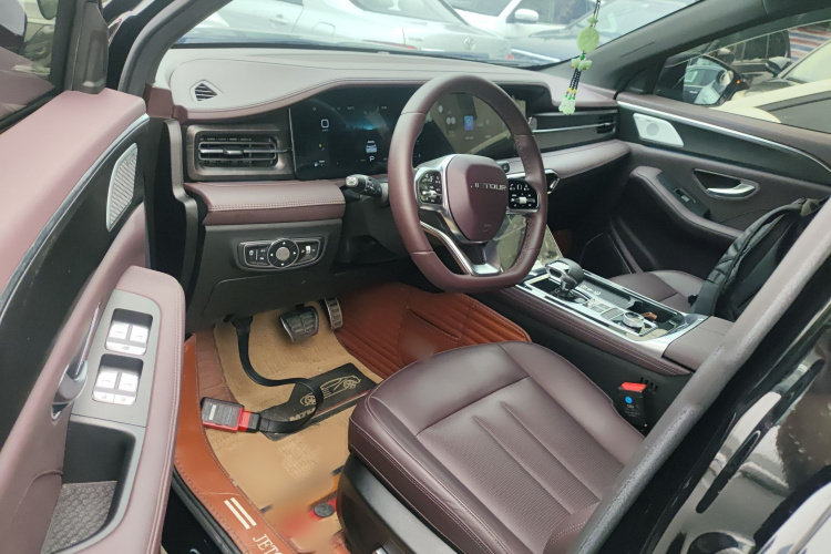 捷途X90 2023款 子龙 2.0T DCT常胜版 7座中控内饰7003