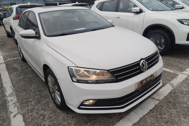 大众 速腾 2015款 1.6L 手动舒适型车身外观3