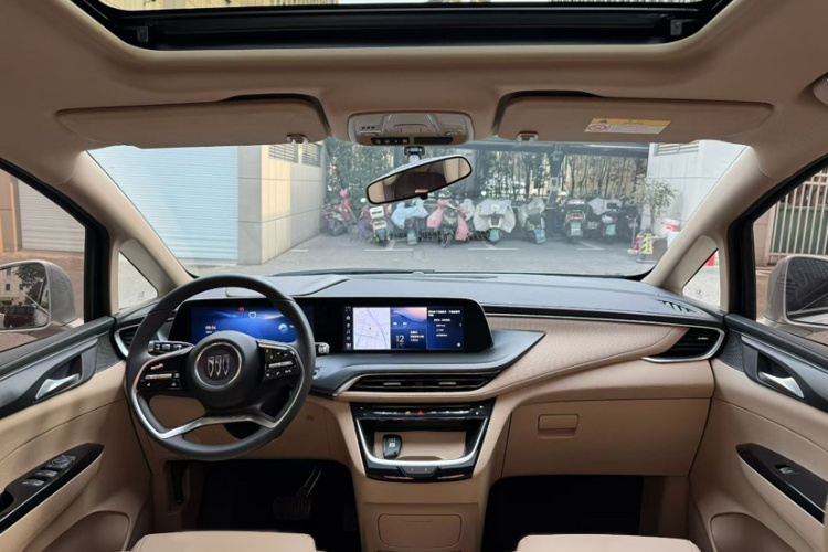 别克GL8新能源 2025款 陆尚 先享版 7座中控内饰7007