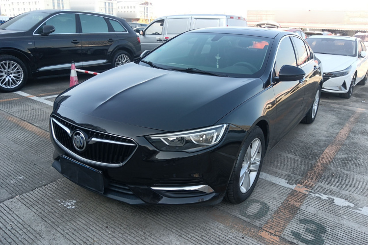 别克 君威 2017款 20T 精英型车身外观1