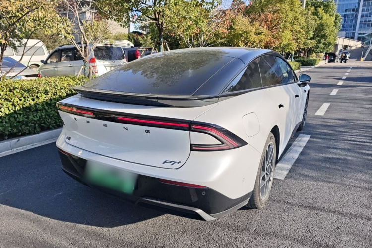 小鹏P7+ 2024款 超长续航 Max车身外观6005