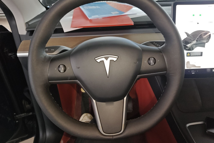 特斯拉 Model Y 2021款 标准续航后驱版局部细节13