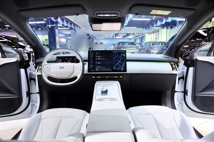 小鹏P7+ 2024款 长续航 Max中控内饰7004