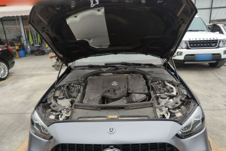 奔驰C级 2022款 改款 C 260 L 运动版局部细节24