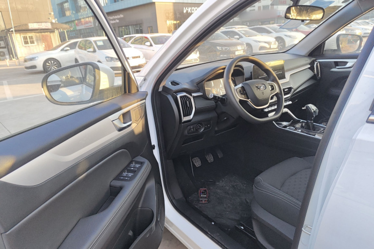 凯翼 炫界Pro 2025款 1.5L 手动舒适版中控内饰20