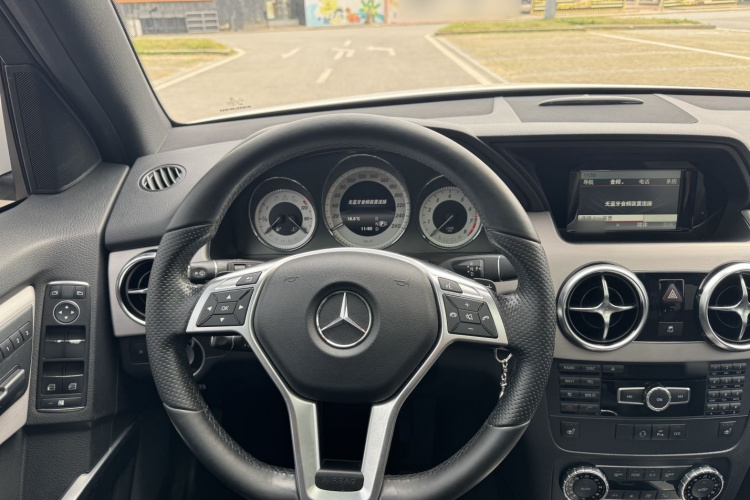 奔驰GLK级 2015款 GLK 260 4MATIC 时尚型 极致版中控内饰7007
