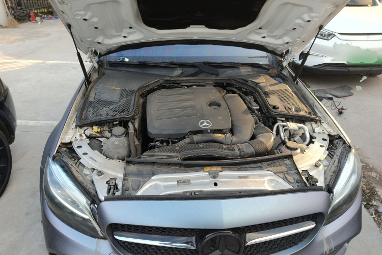 奔驰C级 2021款 C 260 星耀臻藏版机舱底盘24