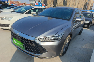 比亚迪 秦PLUS 2024款 荣耀版 DM-i 55KM领先型