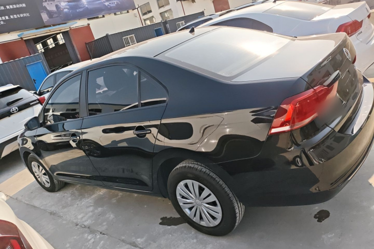 大众 桑塔纳 2021款 1.5L 自动风尚版车身外观6003