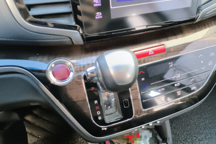 本田 奥德赛 2015款 改款 2.4L 智享版局部细节18