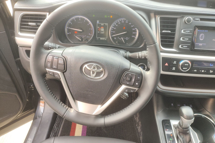 丰田 汉兰达 2018款 2.0T 四驱豪华版 7座 国V中控内饰13