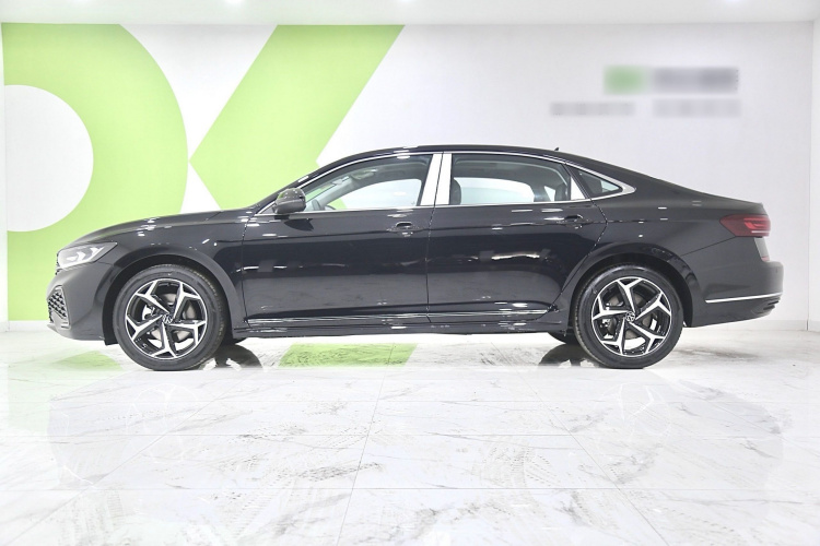 大众 帕萨特 2026款 出众款 330TSI 星空精英版车身外观6002