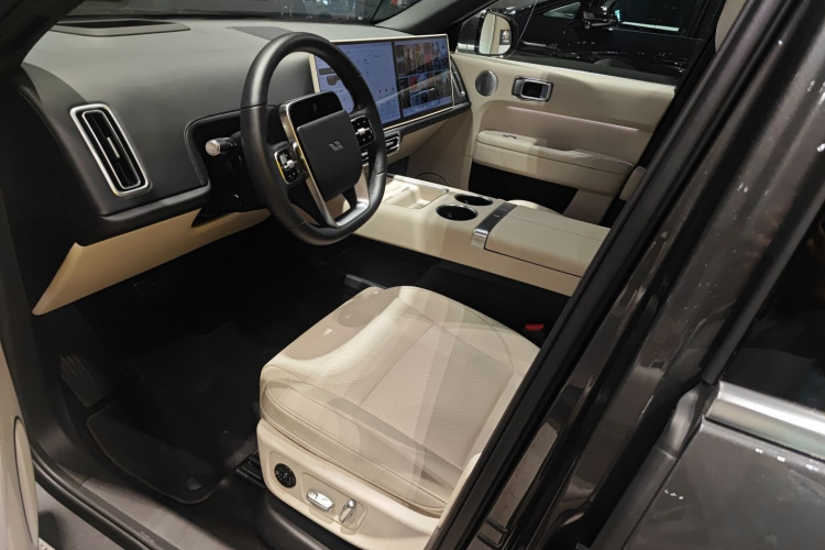 理想汽车 理想L6 2024款 Pro局部细节19