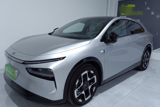 小鹏G7 2025款 702 超长续航 Ultra