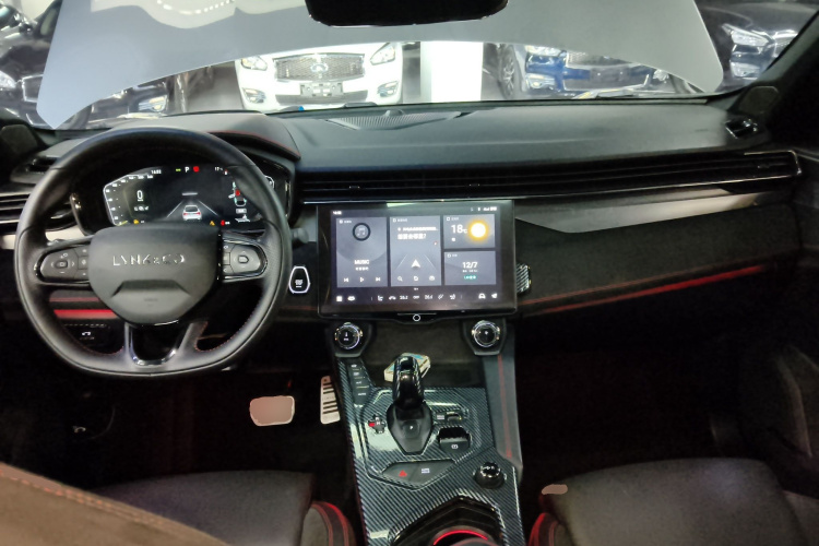 领克05 2022款 2.0TD 四驱劲Halo中控内饰7002