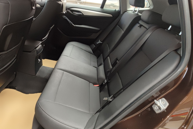 宝马X1 2014款 sDrive18i 领先型中控内饰21