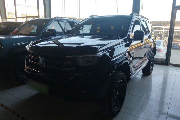 坦克400新能源 2024款 Hi4-T 越野版车身外观1