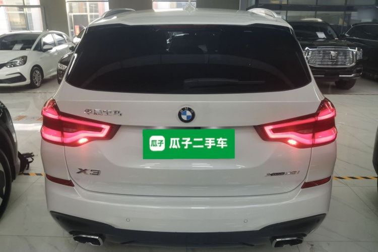 宝马X3 2020款  xDrive30i 领先型 M运动套装车身外观6
