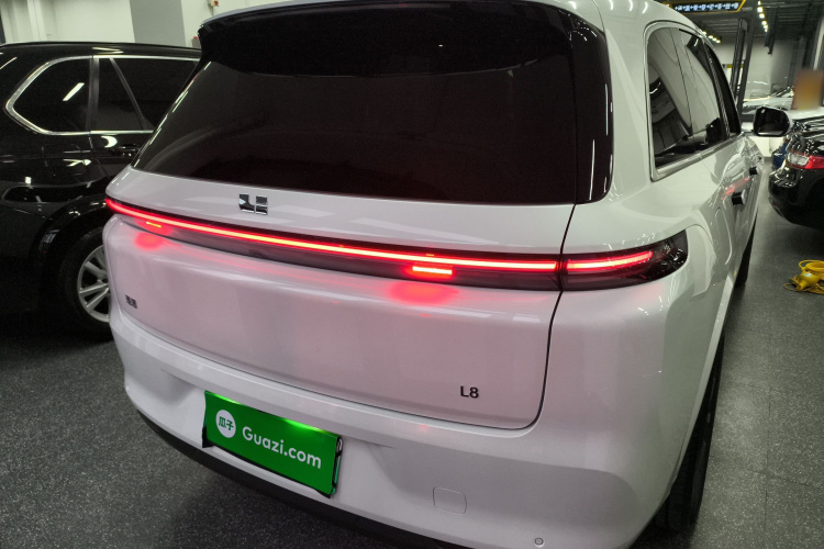 理想汽车 理想L8 2025款 Pro 智能焕新版车身外观6