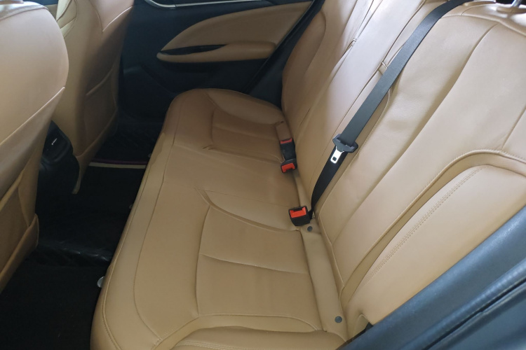 别克 阅朗 2018款 18T 自动旗舰型中控内饰21