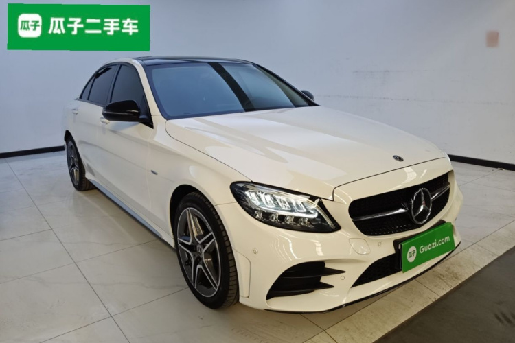 奔驰C级 2021款 C 260 L 运动星耀臻藏版车身外观3