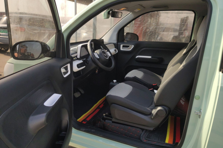 五菱汽车 宏光MINIEV 2024款 第三代 215km 青春版中控内饰20