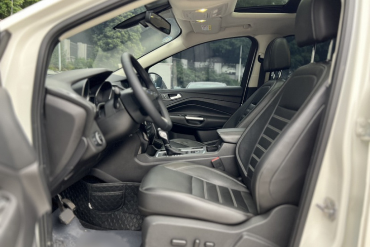 福特 翼虎 2018款 改款 EcoBoost 245 四驱豪翼型中控内饰7004