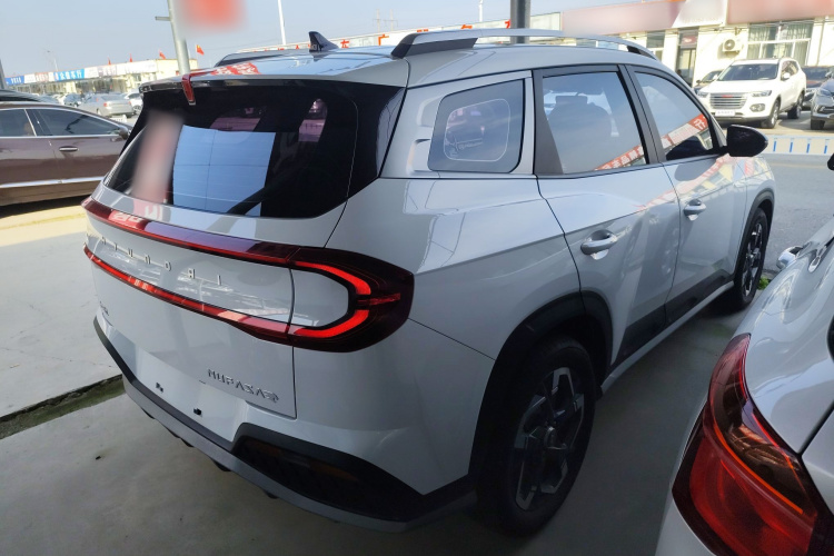 北京现代ix35 2023款 沐飒 2.0L 豪华版DLX车身外观6005