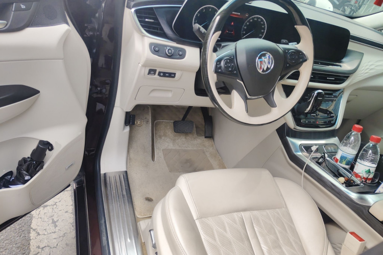 别克GL8 2021款 Avenir艾维亚 七座亲礼版中控内饰20