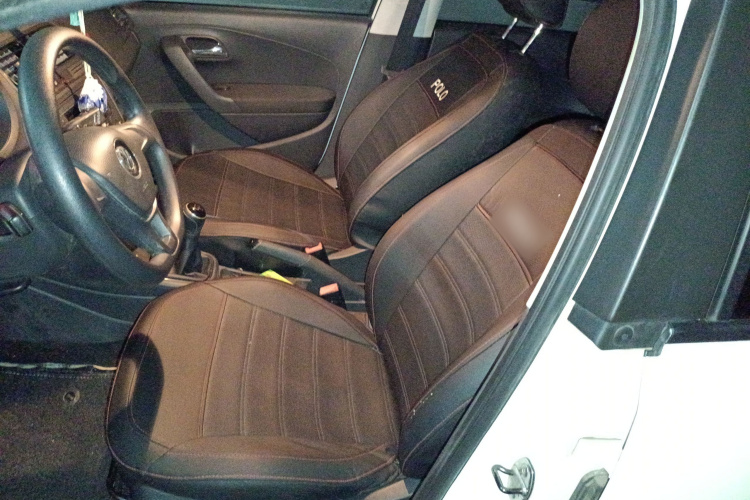 大众 Polo 2016款 1.4L 手动风尚型局部细节19