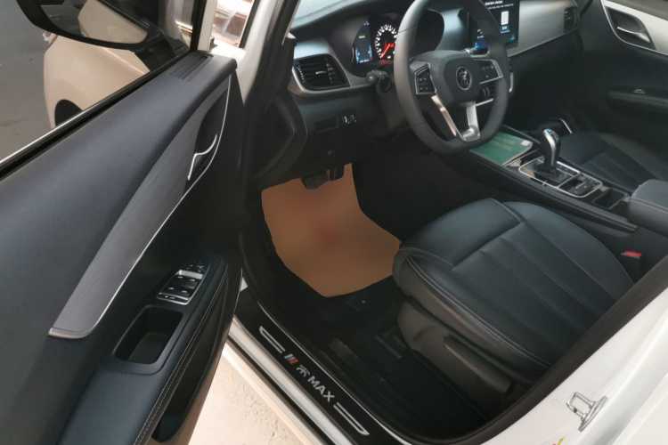 比亚迪 宋MAX 2021款 升级版 1.5T 自动豪华型 7座中控内饰20