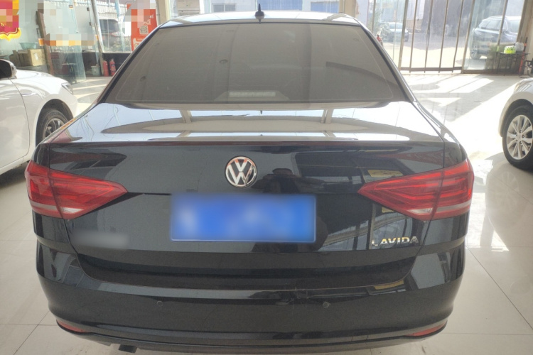 大众 朗逸 2017款 1.6L 手动风尚版车身外观6