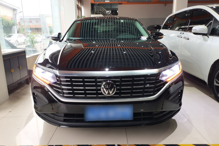 大众 帕萨特 2023款 改款 280TSI 商务版车身外观2